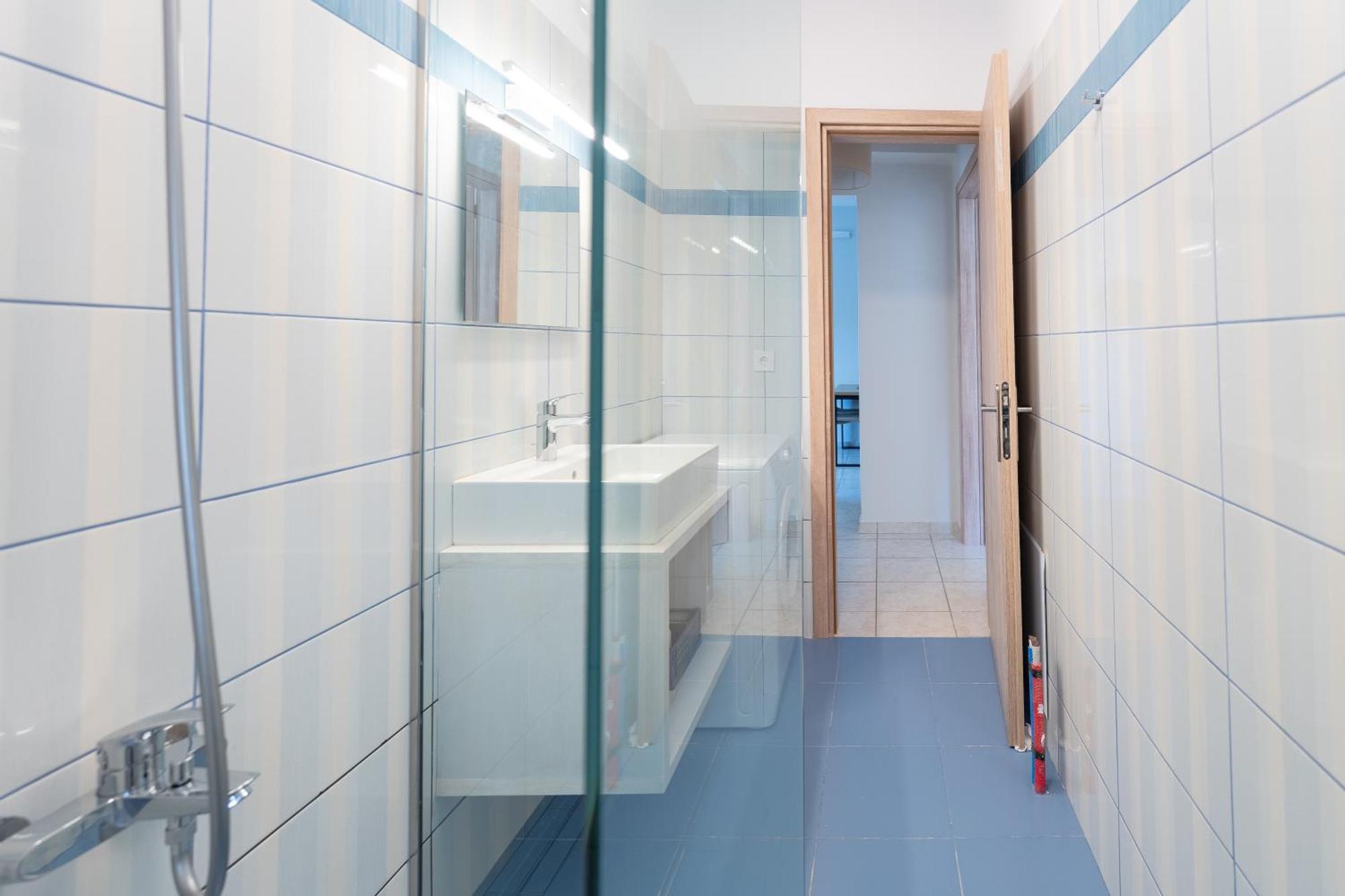 Joyful By 8essentially Apartment *