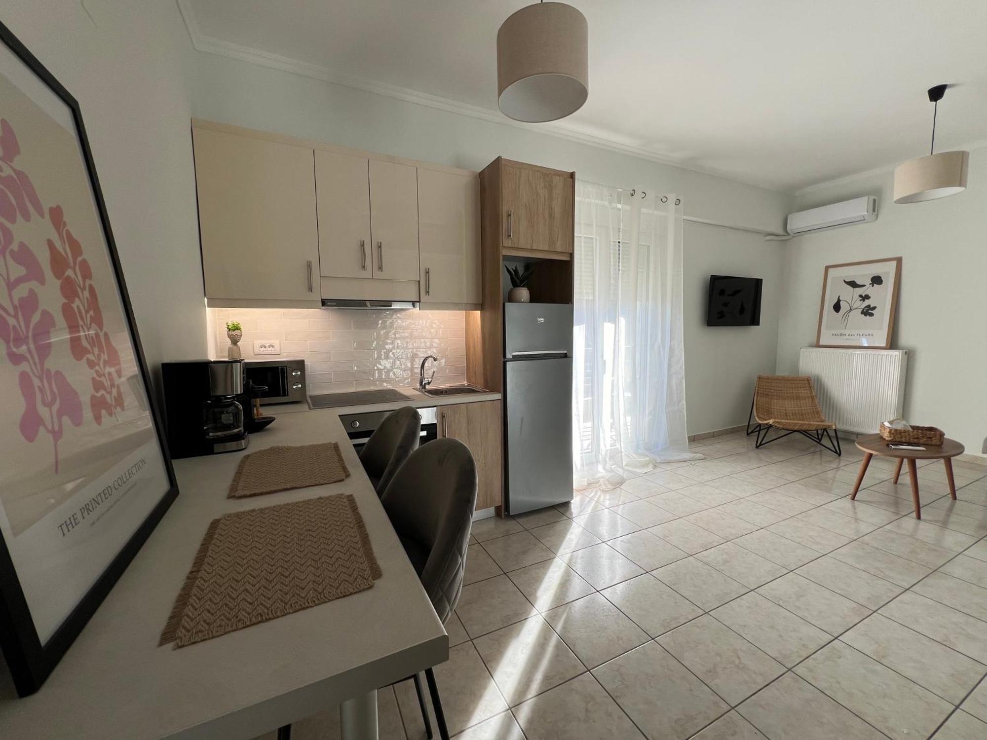 Joyful By 8essentially La Canea