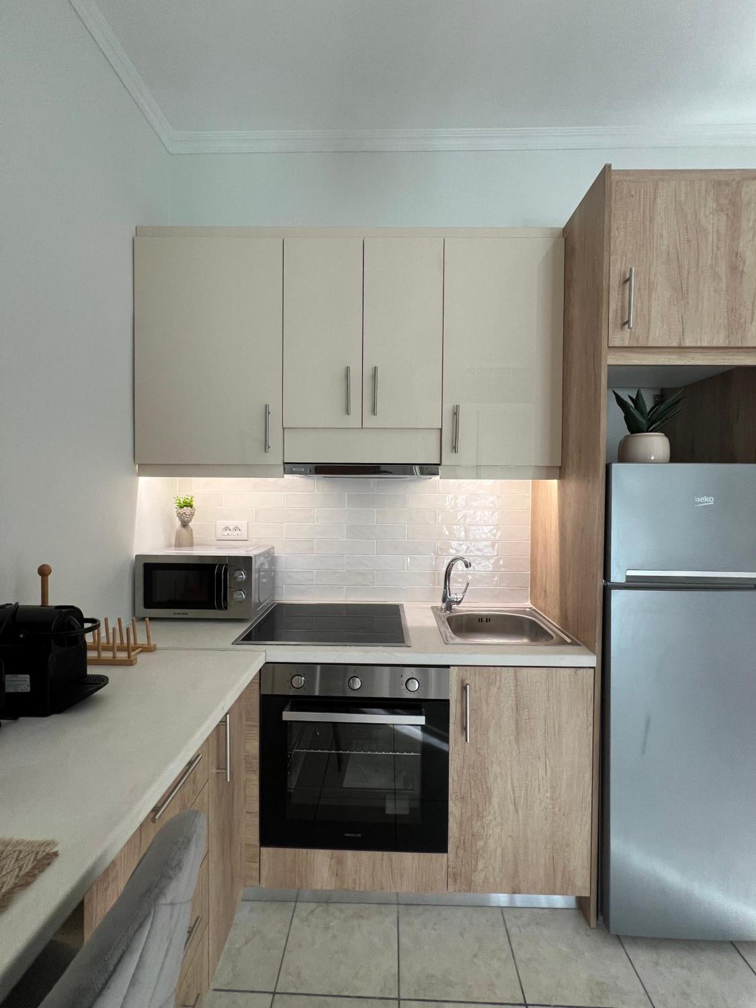 Apartment Joyful By 8essentially