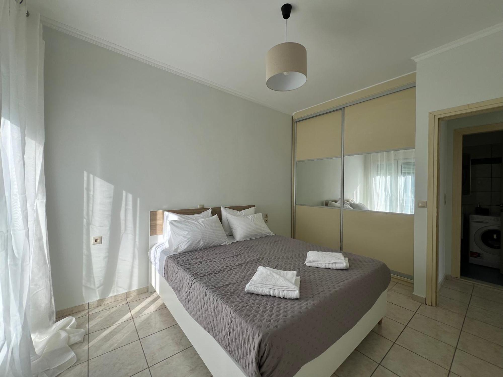 Apartment Joyful By 8essentially