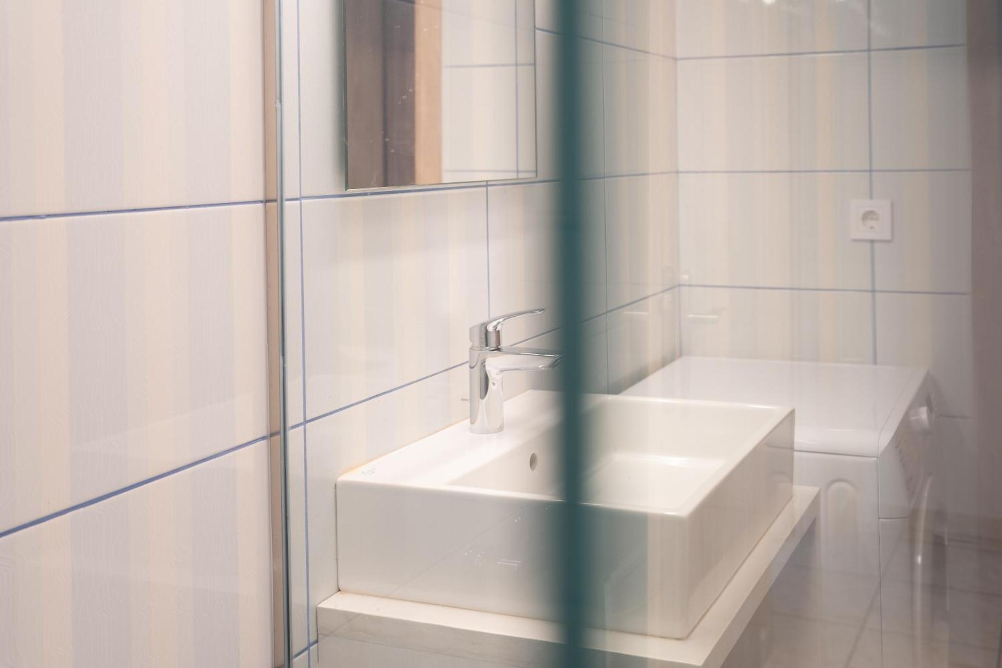 Apartament Joyful By 8essentially